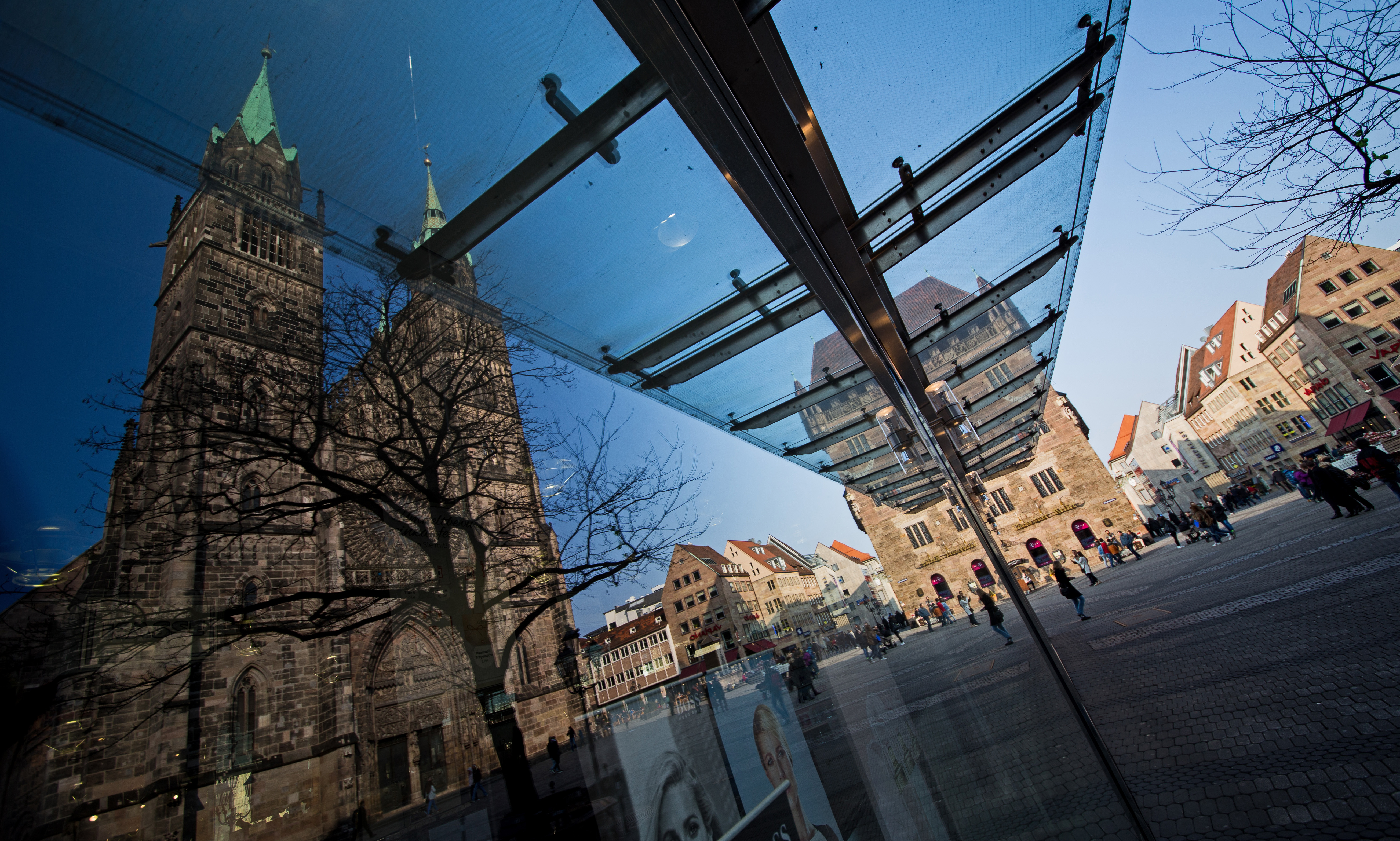 Lorenzkirche und Karolinenstraße Nürnberg